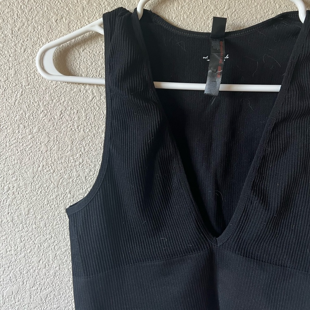 black v neck top